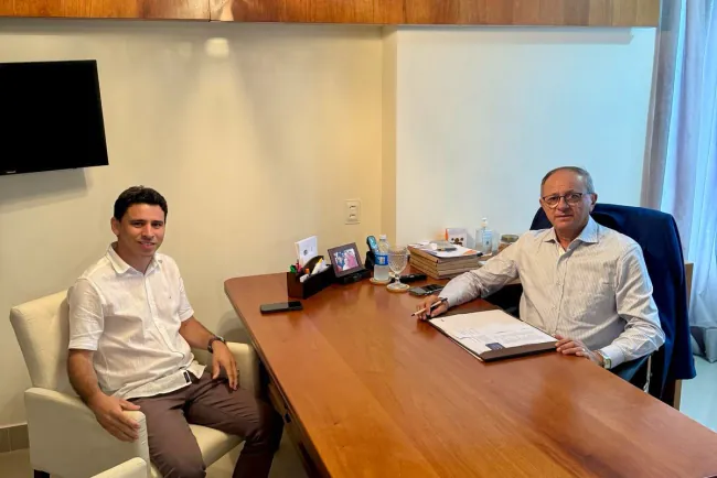 Renato Galvão se reúne com Benes Leocádio e trata sobre investimentos para Goianinha 