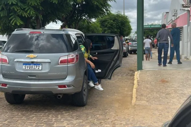 Bolsonaro passa mal em Santa Cruz e é levado ao hospital