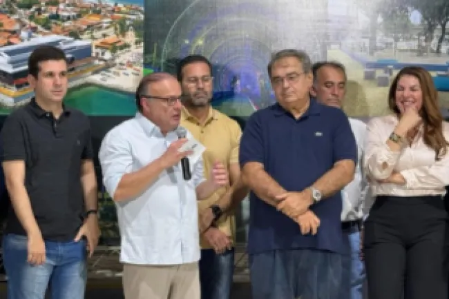 Nina Souza reaparece. E não foi por acaso.