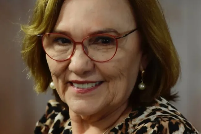 Zenaide cola em Fátima e mira reeleição com apoio petista — e, de quebra, a Caern