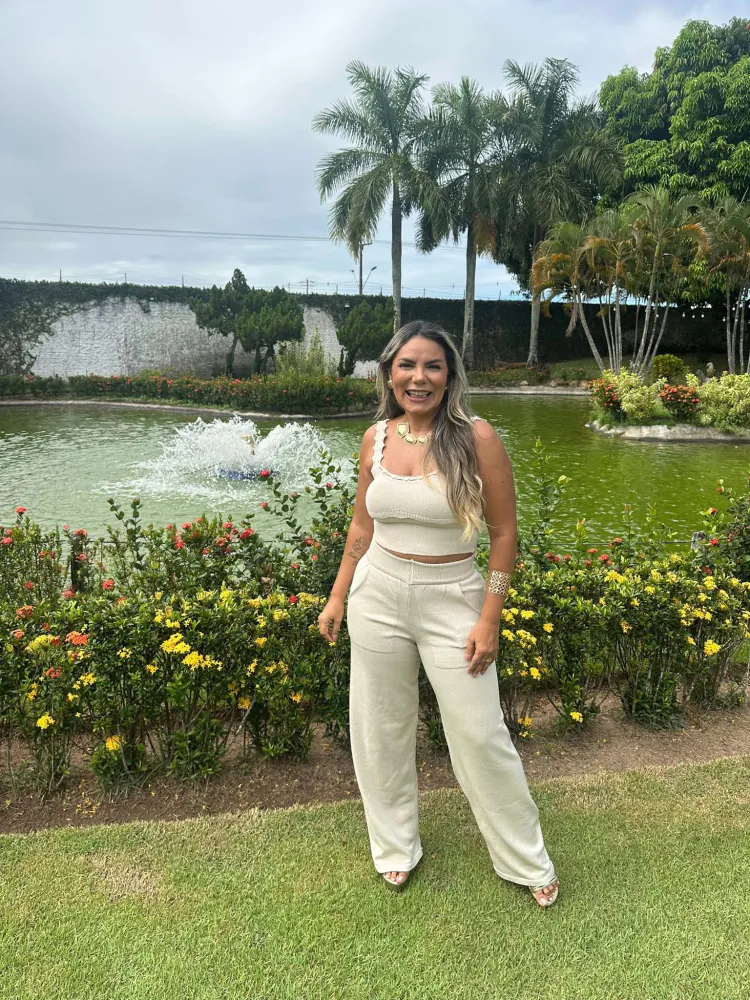Eudiane Macedo celebra aniversário com prestígio político e apoio popular