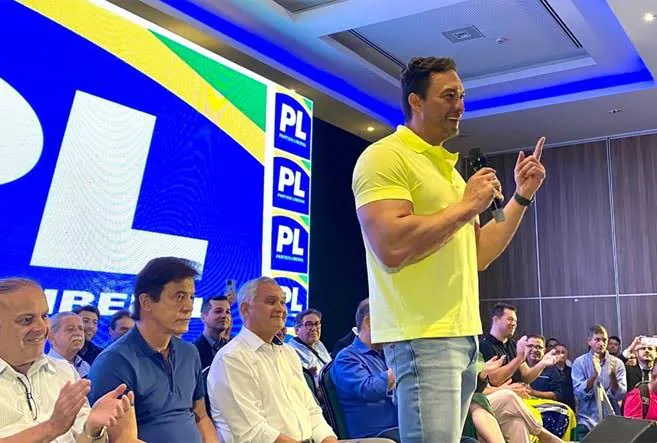 Direita dividida no RN: Styvenson longe de Bolsonaro, perto de Marinho