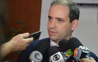 Estado aposta na sorte alheia para fechar as contas