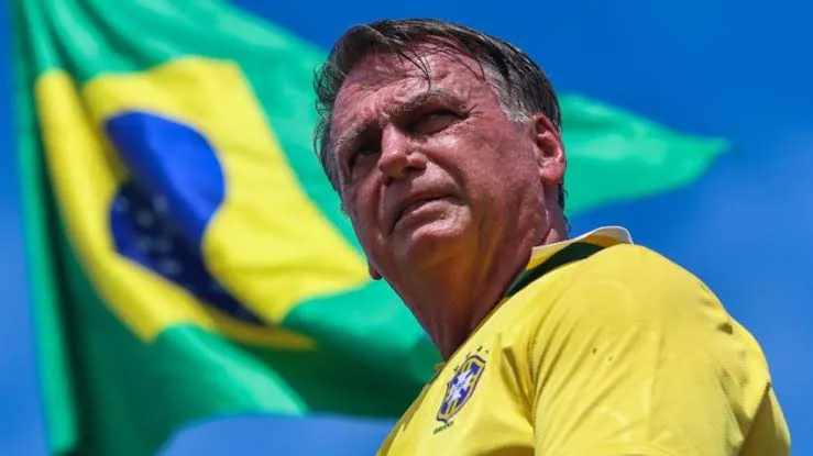 Bolsonaro é Preso a pedido de Morais