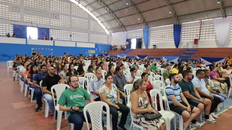 Prefeitura de São Gonçalo realiza mutirão com mais de mil vagas de emprego e cursos de capacitação