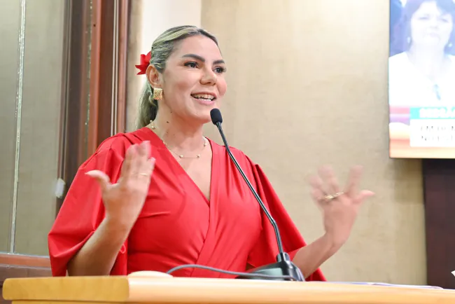 Eudiane Macedo se destaca em pesquisa Consult divulgada pelo Tribuna do Norte