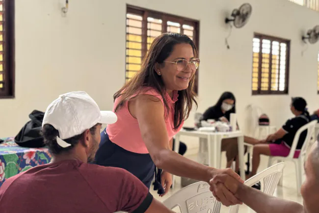 Prefeita Nira realiza ação social para catadores e reforça compromisso com sustentabilidade em Goianinha