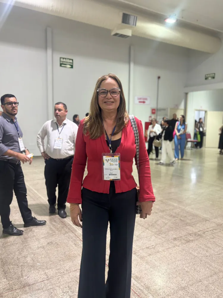 Dra. Surama volta aos holofotes e pode apoiar deputado estadual em 2026