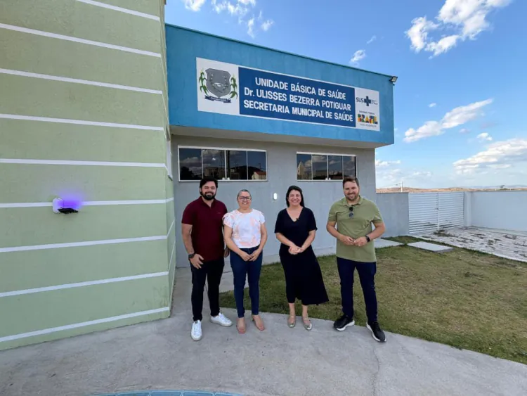 Carla Dickson visita Santana do Seridó e reforça compromisso com a saúde do município