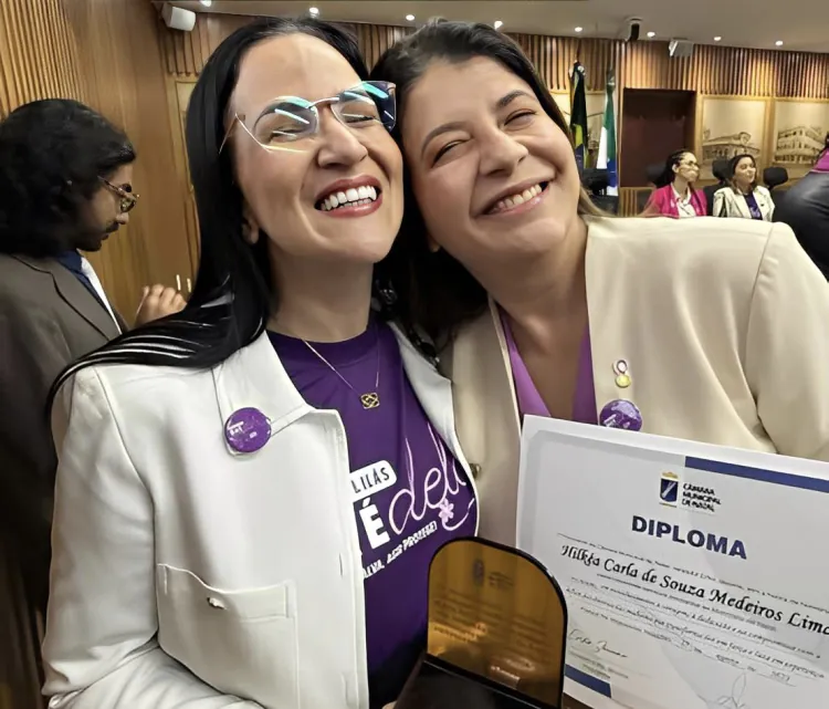 Em resposta às fake news, Carla e Camila reafirmam união e projeto eleitoral para 2026