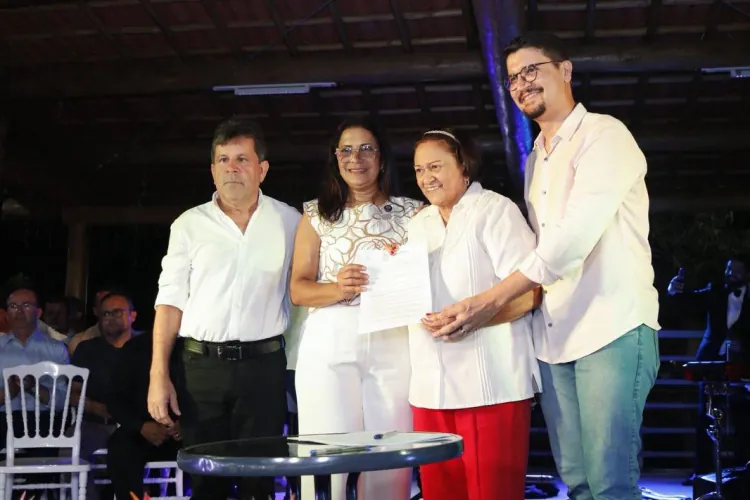 Prefeita Nira Galvão assina ordem de serviço para nova escola em tempo integral em Goianinha