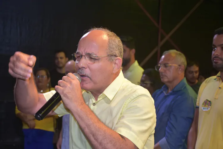 Prefeito de Arez demite sete servidores por faltas injustificadas