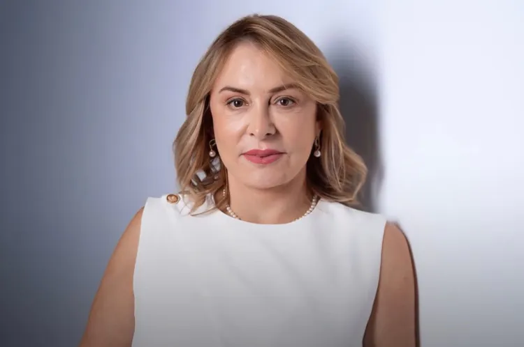 Kátia Pires nega acusação de pagar blog e relata ameaça de deputado