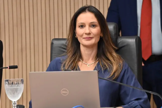 Lei contra maus-tratos a animais é de autoria de Cristiane Dantas e já está em vigor no RN