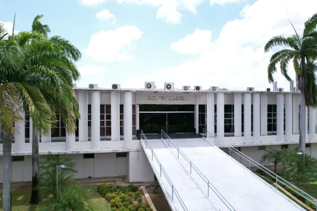 Governo do RN implanta política salarial permanente e garante reajuste a servidores