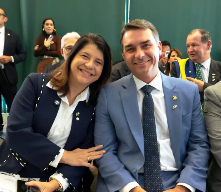 Carla Dickson instala Frente Brasil–Israel na Câmara com presença de Flávio Bolsonaro