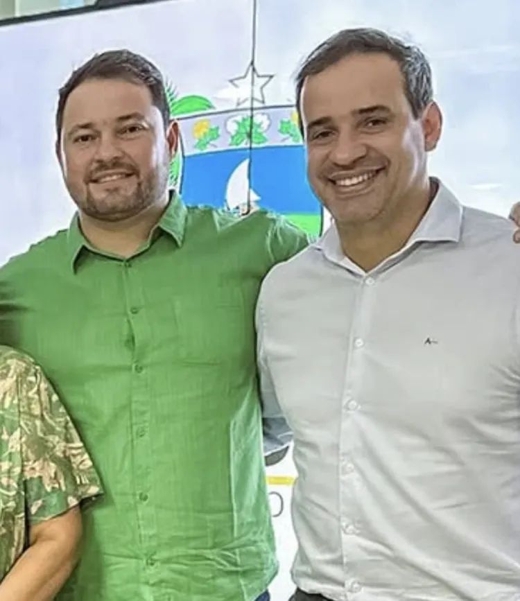 Prefeito de Jucurutu declara apoio a Cadu Xavier e reforça alinhamento com grupo de Fátima