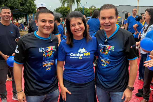 EM MEIO À MULTIDÃO: Carla Dickson anuncia Casa Azul e reforça apoio ao autismo em Nova Cruz