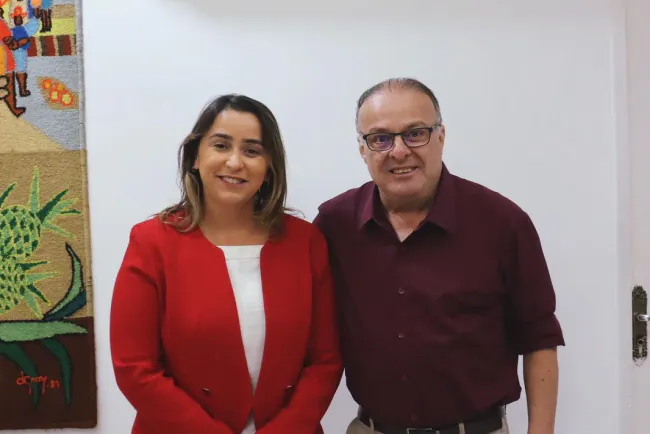 DIRETO AO PONTO: Samanda responde críticas com mais de R$ 12 milhões para Natal
