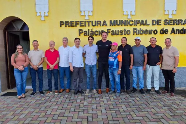 Prefeito Joãozinho recebe Styvenson para vistoria de obras no município