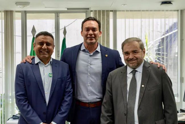 Styvenson explica escolha de Álvaro Dias e cita experiência administrativa