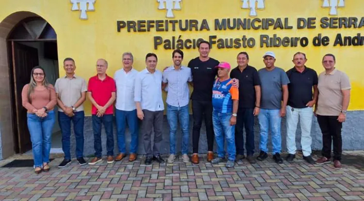 Prefeito Joãozinho recebe Styvenson para vistoria de obras no município