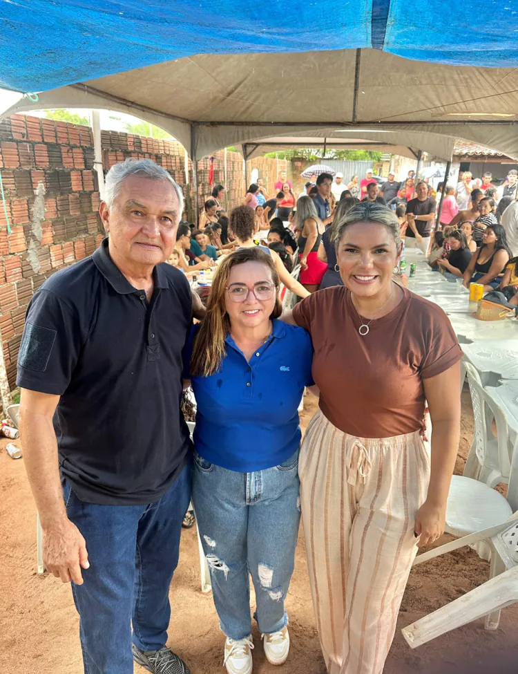 CLIMA DE FESTA: Eudiane e Nira juntas no tradicional torneio em Maxaranguape