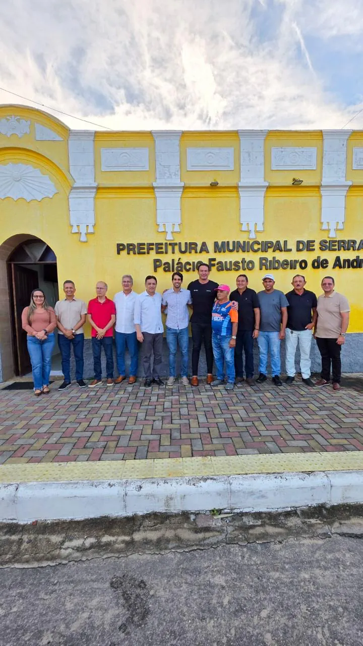 Prefeito Joãozinho recebe Styvenson para vistoria de obras no município