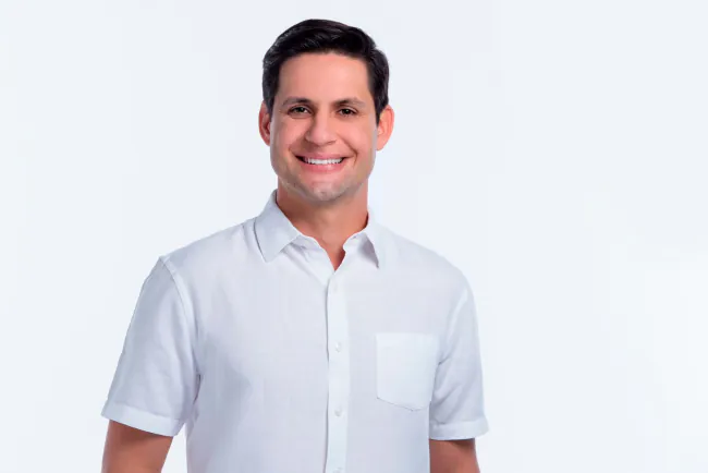 Rafael Motta cresce na disputa pelo Senado e soma 17,2% das intenções de voto, aponta pesquisa