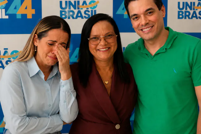 De cinthia de allyson para Walter alves ? Movimento inesperado vira assunto na política de goianinha