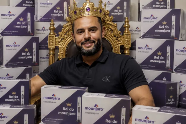 Tem prefeito distribuindo promessa. Pedro Henrique resolveu distribuir Mounjaro