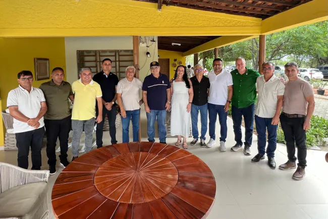 Álvaro Dias conquista apoio da oposição em Severiano Melo