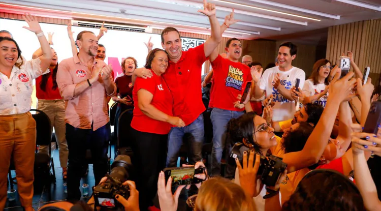 Arena lotada: Cadu de Lula reúne multidão, presidente nacional do PT e mais de 20 prefeitos em Natal