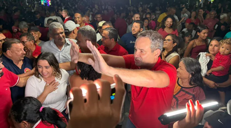 Com apoio do prefeito Leandro, Cadu é recebido por multidão em Canguaretama