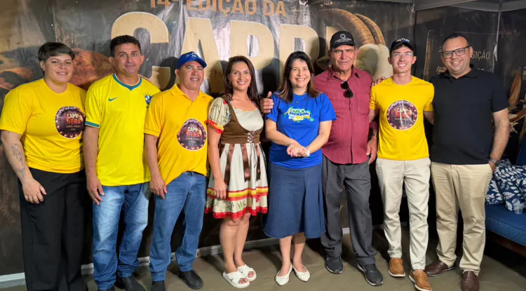Primeira-dama, vice-prefeito e vereadores fecham apoio a Carla Dickson em coronel ezequiel