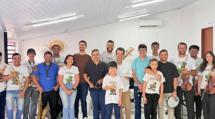 Alexandre Veras e Júnior de Dunga recebem Fernando Mineiro em agenda cultural