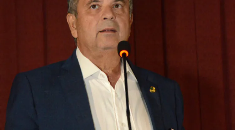 Quando a carroça anda ao contrário: Rogério entre os mais poderosos do Congresso