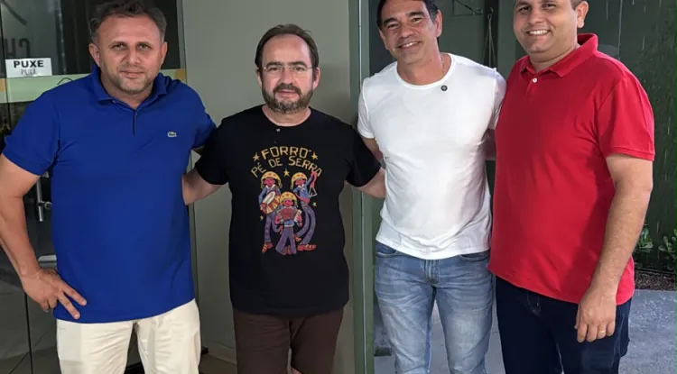 Flaviano Monteiro sinaliza apoio a Gustavo Soares em Apodi