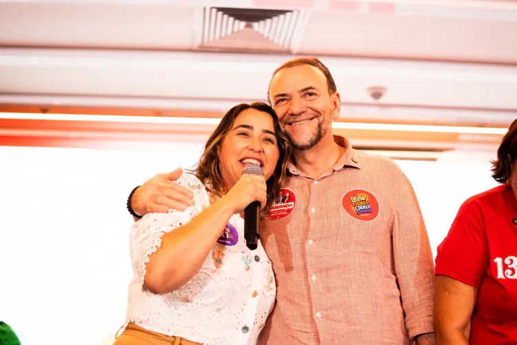 “Você vai representar o nosso projeto”, diz presidente nacional do PT ao defender candidatura de Samanda ao Senado