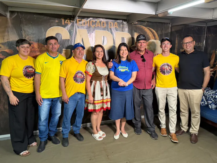 Primeira-dama, vice-prefeito e vereadores fecham apoio a Carla Dickson em coronel ezequiel