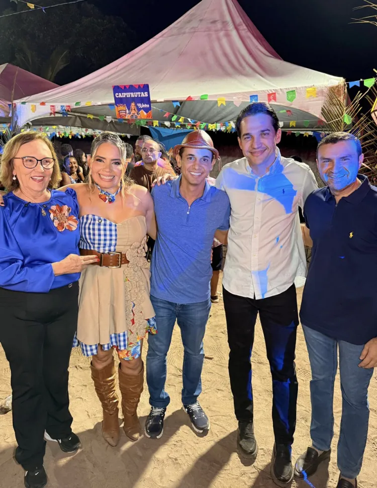 Com casa lotada, Wedna Mendonça reúne lideranças e cerca de 2 mil Pessoas