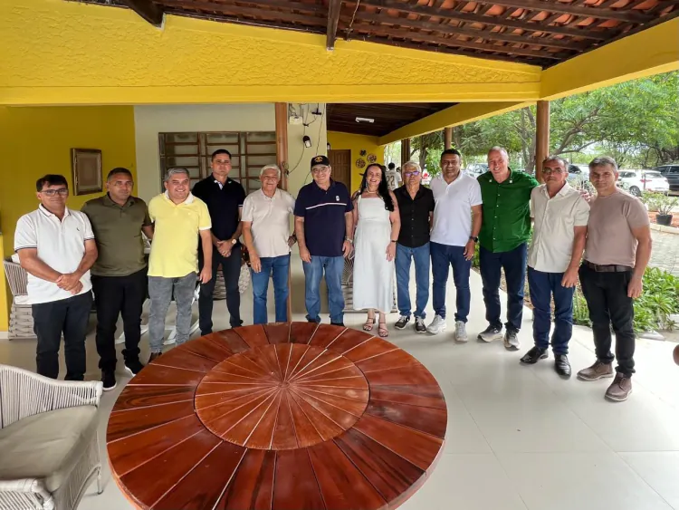 Álvaro Dias conquista apoio da oposição em Severiano Melo