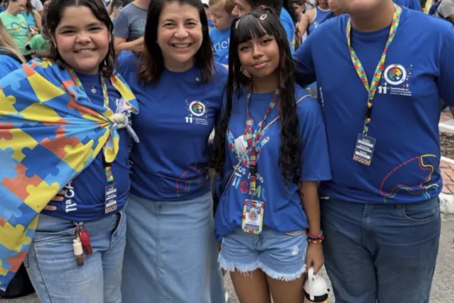 Deputada Carla Dickson aparece bem posicionada em pesquisa espontânea