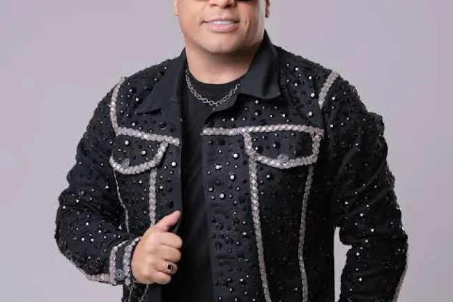 Morre Neto Araújo, ex-vocalista das bandas Cavaleiros do Forró e Collo de Menina