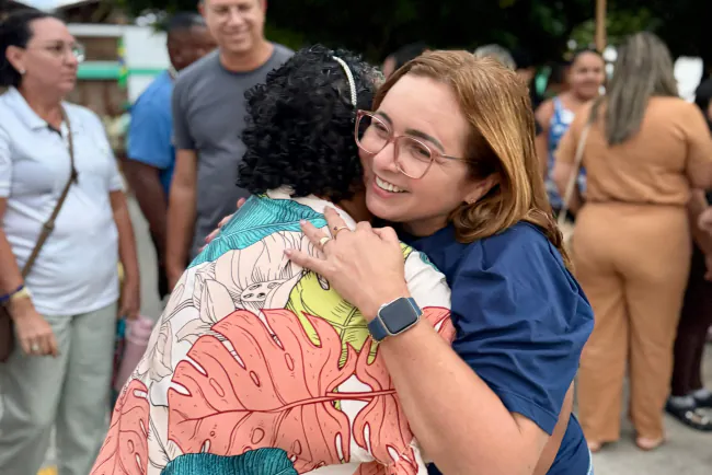 Nira entrega novos veículos e equipamentos para reforçar serviços públicos em Maxaranguape