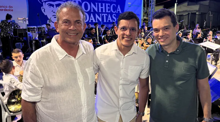 Walter Alves participa do Festival Tonheca Dantas em Carnaúba dos Dantas