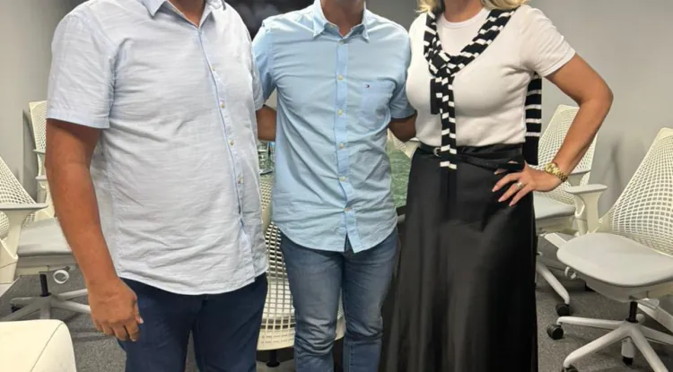 Allyson Bezerra amplia articulação no Agreste com adesão de José Arnor e Romeika