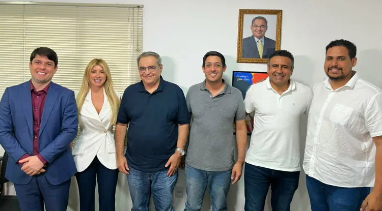 Lideranças de três regiões declaram apoio a Álvaro Dias