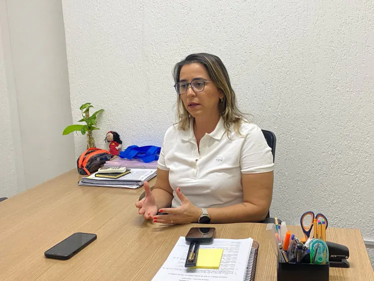 Samanda: “Não dá para ser vice e líder da oposição”
